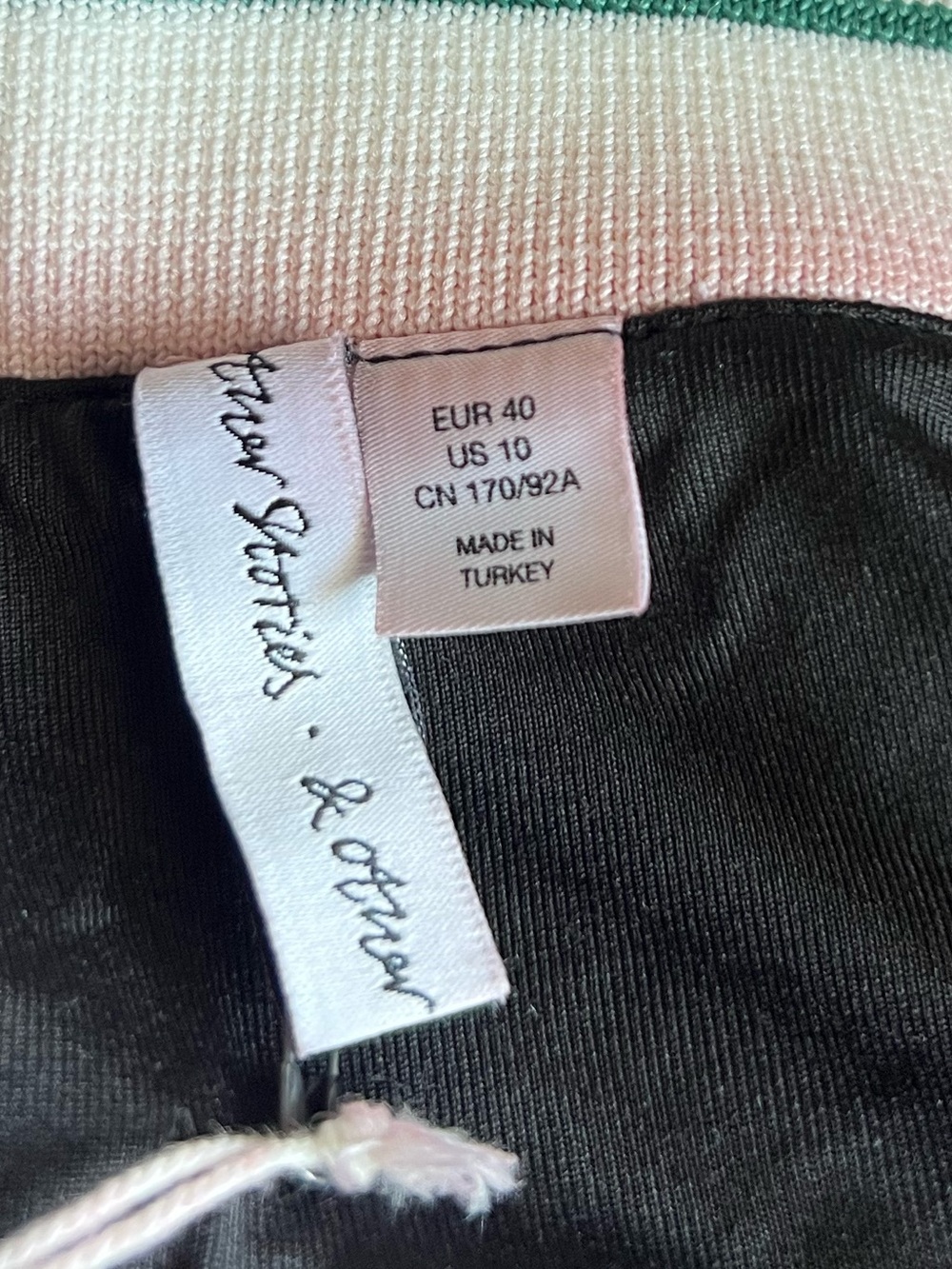 & Other Stories Black-and-White Mesh A-Line Skirt with Pink Trim - Picture 5 of 5